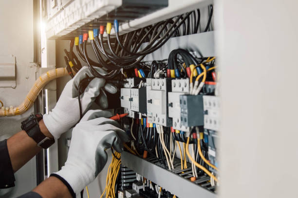 Best Emergency Electrical Repair  in Warren, MN